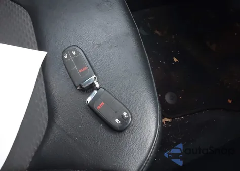 2023 Jeep Compass Latitude 4X4 from USA, damaged, VIN 3C4NJDBN9PT504076